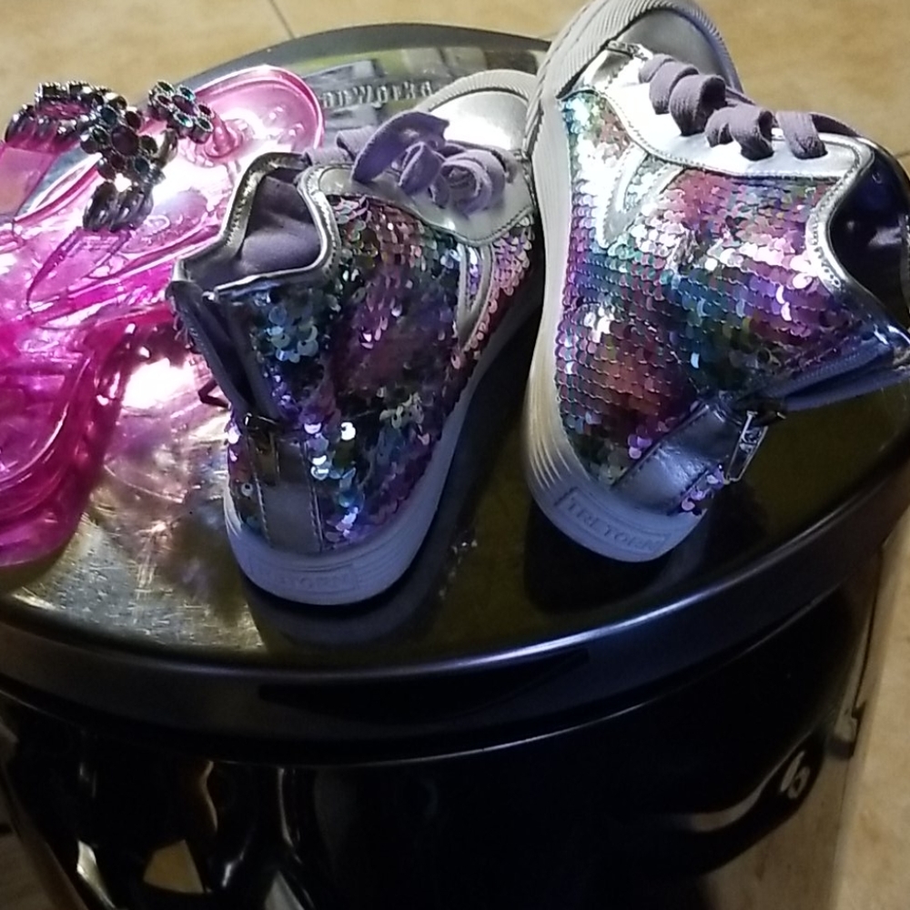 Kids shoes - Picture 2 of 3